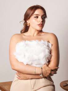 Lupita Cardoza Mono Con Escote Palabra De Honor De Encaje