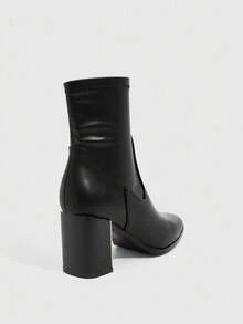 Daringsoles Women's Fashion Black All-Match Versatile Chunky Heel Ankle Boots - Black - View 5