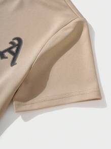 SHEIN Tween Boys Khaki Co-Ords With Pocket Detail And Round Neck Graphic T-Shirt Boys Two Piece Set Boys Sweatpants Set 2 Piece Set Boys Boys Athletic Set Kids Two Piece Set - Khaki - View 5