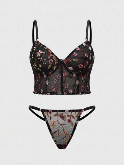 طقم ملابس داخلية إطار سلكي من التطريز والدانتيل بحجم كبير