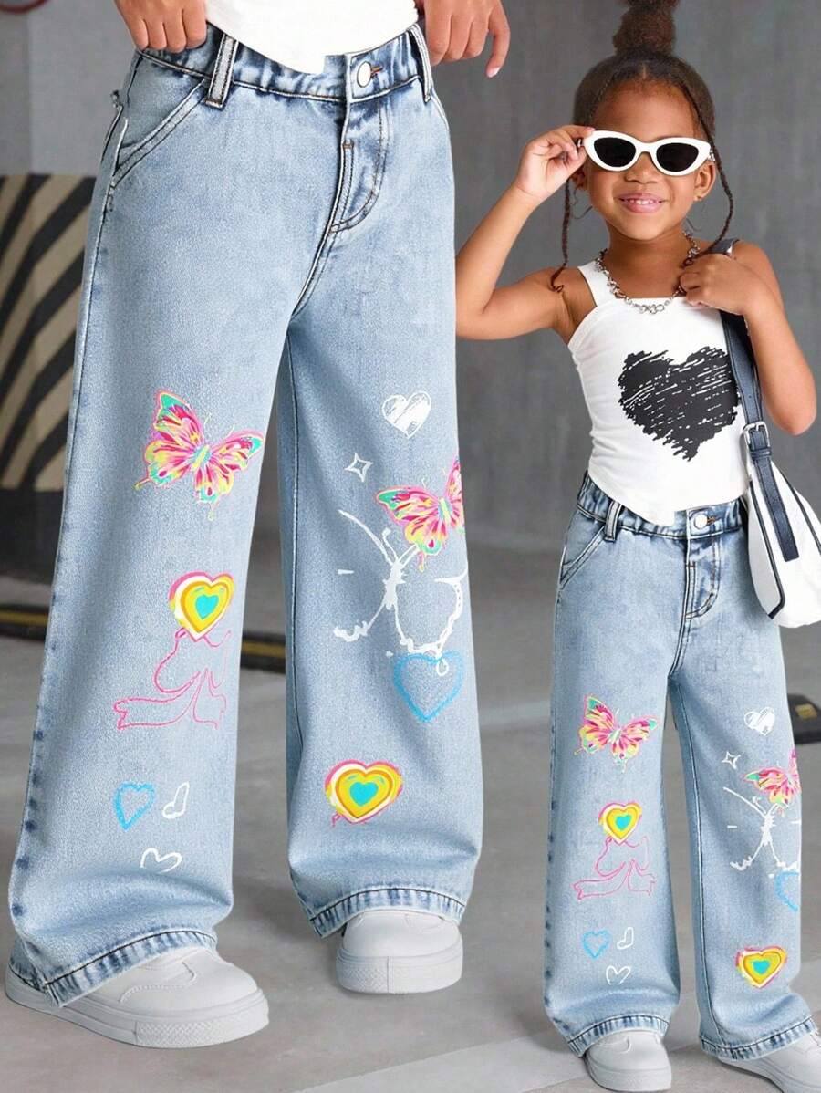 Quần jean denim cho bé gái, kiểu dáng thường ngày, thiết kế cá tính, họa tiết bướm và trái tim dễ thương, cạp trung, dáng rộng, ống thẳng, màu xanh dương, phong cách đường phố. - Rửa nhẹ - Xem 1