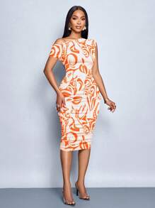 SOLERSUN 抽象水波花卉数码印花紧身性感派对中长连衣裙，时尚单肩 - 彩色 - 查看 6