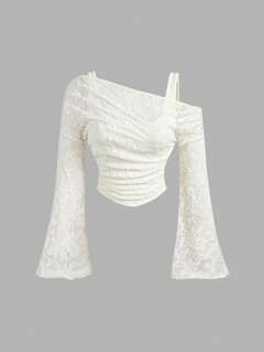 ملابس علوية