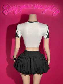 Slaydiva Summer New Casual Street Daily Dating Music Festival Easter College Style Round Neck Short Sleeve Blue Polka Dot Black Splicing Print White T-Shirt + Black Flower Bud Skirt Mini Skirt Mini Skirt Women's Two Pieces Set-A - Multicolor - View 2