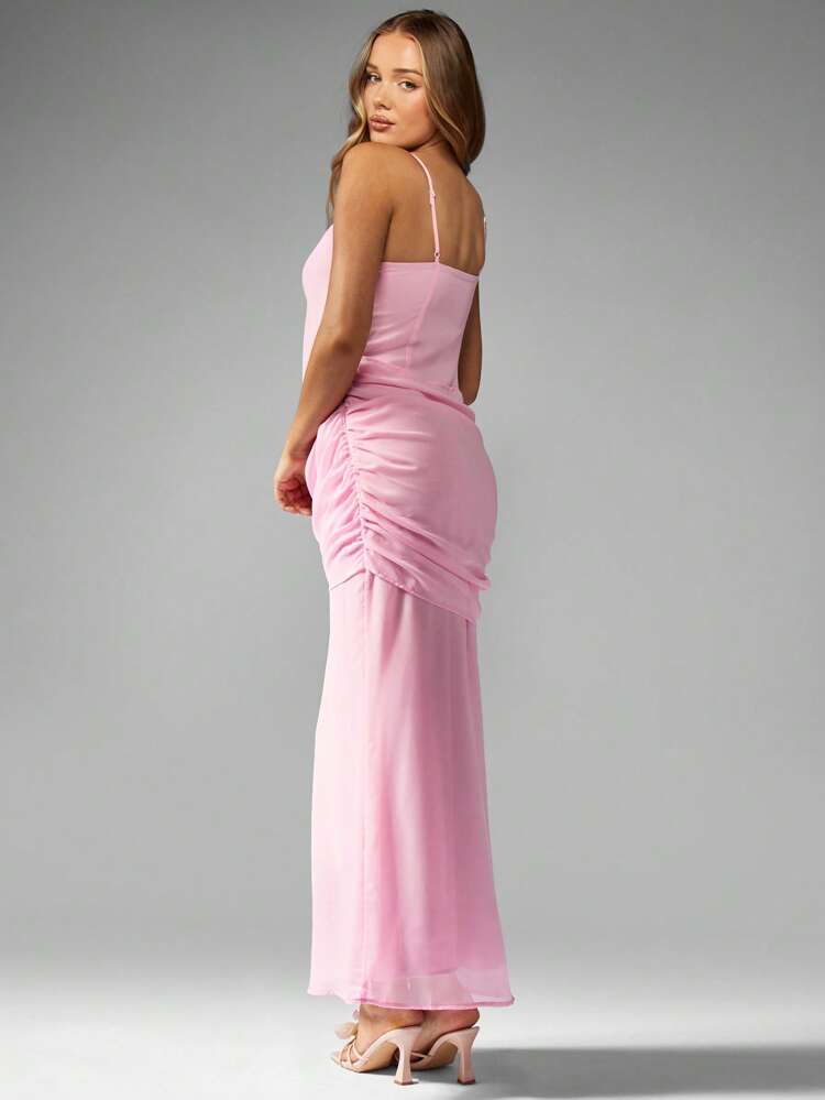 MISSGUIDED Ruched Side Spaghetti Strap Maxi Dress Bridesmaid Wedding Guest Prom Special Occasion Floor Length Gown Plunge Neckline Summer Elegant Long Dress