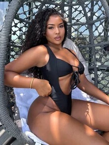 Alexandranx Summer Beach Cut Out Crisscross Tie Backless Halter One Piece Swimsuit With Beach Skirt - Black - View 6