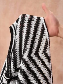 Zivah 2025 Summer New Casual Vacation Black And White Colorblock Round Neck Sleeveless Short Sweater Vest + Long Tassel Hem Skirt Women Sweater Two Pieces Set, Daily Outing, Back To School, Vacation, Boho, Nomadic, Party Gathering, Festival, Independence Day, Travel, Brunch Outfit, Airport Outfit,Commuting-A