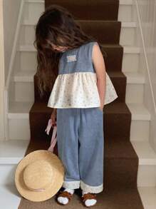 Hapijoa 2 件儿童女孩（小）套装：花卉印花圆领无袖衬衫 + 牛仔裤 - 中等水洗藍 - 查看 8