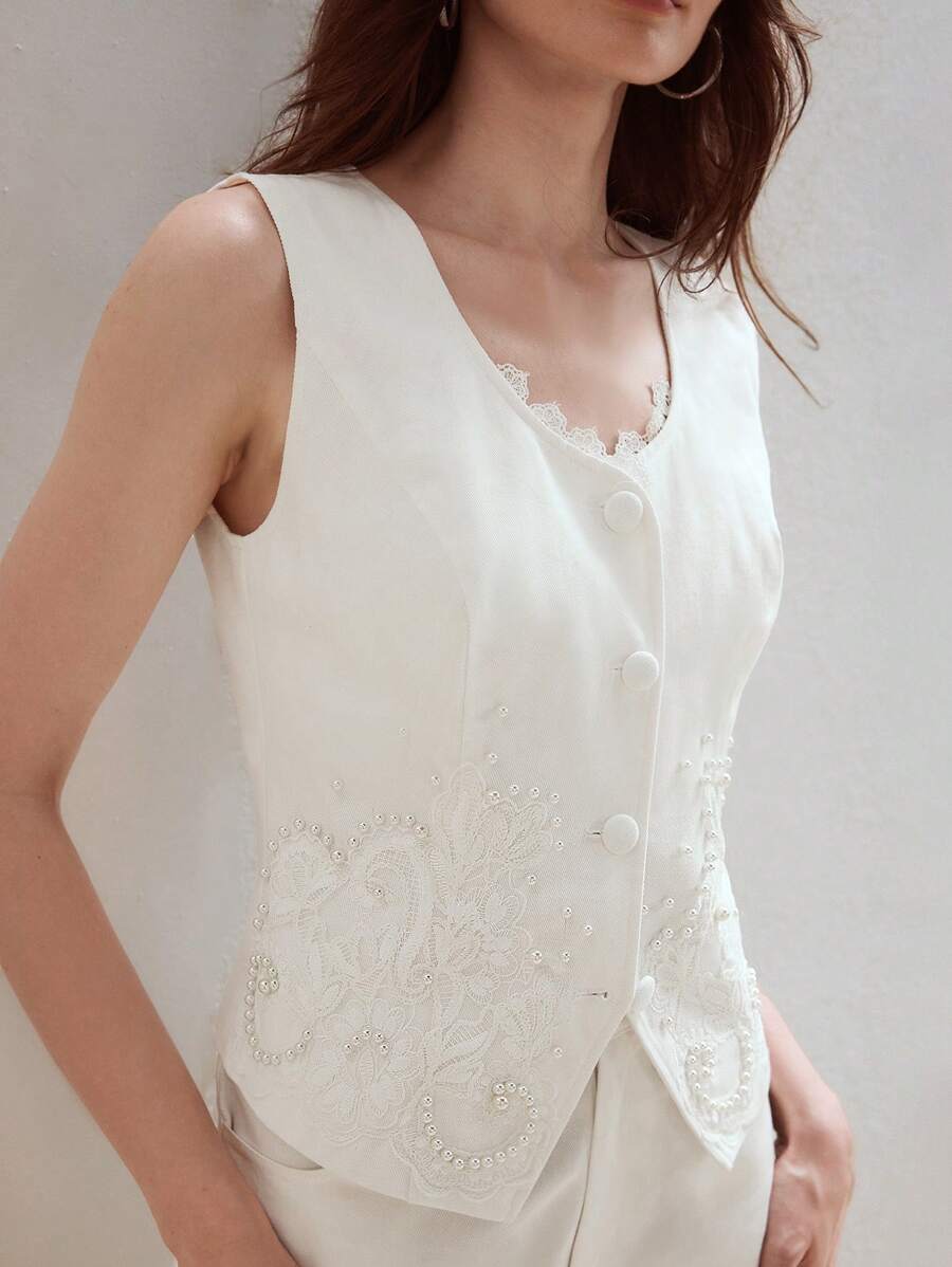 MOTF PREMIUM 仿珍珠3D蕾丝花朵装饰优雅浪漫女士背心夹克 - 白色 - 查看 2