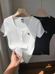 Comfortcana Women's Plus Size Solid Color Round Neck Simple Fashion T-Shirt - Black and White - View 3