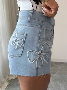 Elenzga Women's Pocketed Bow Applique Frayed Hem Skinny Casual Denim Shorts - Blue - View 7