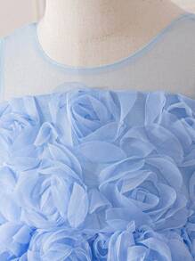 SHEIN Glamorique Kids 女婴粉色 3D 花卉连衣裙，薄纱，缎面面料，泡泡袖，大蝴蝶结装饰，珍珠点缀，适合婴儿婚礼、生日、表演 - 藍色 - 查看 5