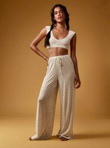 MISSGUIDED Conjunto de pijama con estampado floral pequeño, pantalón de pierna ancha, top corto acanalado con acabado de encaje, ropa de descanso cómoda para mujeres, ropa de dormir - Multicolor - Ver 4