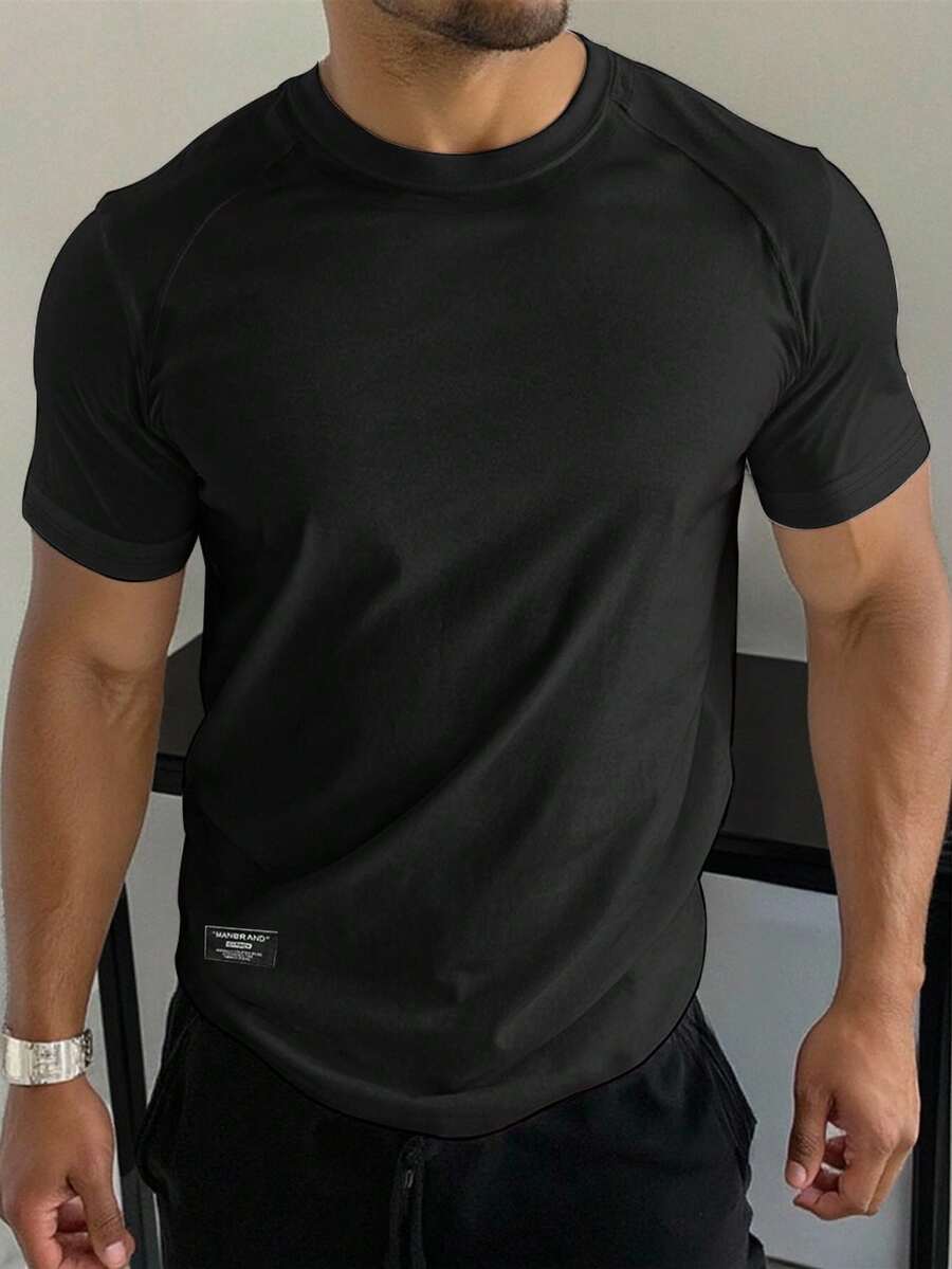 Manfinity Homme 男士休闲纯色圆领短袖T恤，夏季 - 黑色 - 查看 1