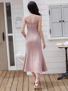 DAZY Damen Einfarbiges Meerjungfrau-Saum tailliertes elegantes Kleid mit dünnen Trägern, knöchellang, Sommer