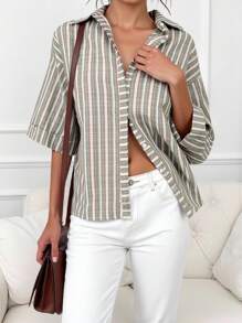 大码休闲简约风格衬衫，适合日常穿着