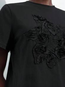 Maija 2025早秋休闲优雅校园纯色3D花卉装饰圆领短袖休闲T恤商务休闲女装可爱衬衫基本款上衣户外装办公室装