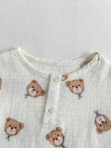 Loomiva 2 Stücke Set für Jungen mit Cartoon-Bären-Print, Rundhalsausschnitt, kurzärmeliges Henley-Top und Shorts mit elastischer Taille. Sommer-2 Stücke Set für Jungen aus Musselin für Babys, Leinen-Set für Kleinkinder, Hemd-Sets für Kleinkinder, Sommer-Gaze-Oberteile