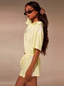 Athîral Blusa informal suelta con cuello vuelto y manga corta con lazo decorativo para mujer - Amarillo - Ver 2