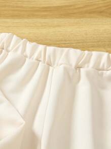 SHEIN Sweat-shirt-shirt col rond 2 en 1 pour jeunes garçons, assorti à un pantalon de sport coordonné. Style casual, tissu doux et confortable, convient pour le port extérieur et scolaire, idéal pour la rentrée scolaire en automne - Multicolore - Voir 6