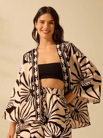 CAJUNI Women's Boho Print, Holiday Casual Summer Tropical Beach Lantern Sleeve Cropped Kimono Cover Up, Holiday Clothes, Vacation Outfits Woman, Festival