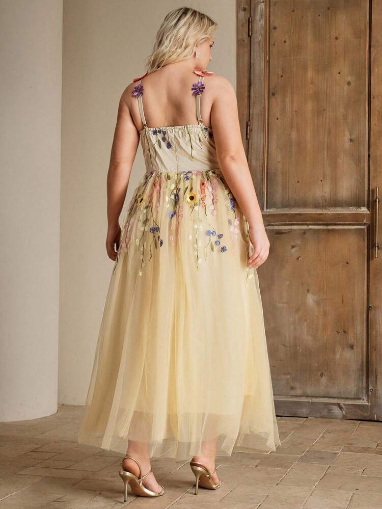 Plus Size Women Long Strap Dress With Embroidered Floral Decor, Elegant And Versatile Formal Dress