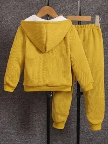 SHEIN Explorewe 2 件套年轻男孩可爱卡通印花拉链连帽夹克和保暖内衬慢跑裤休闲街头滑板装，适合秋冬季保暖 - 黃色 - 查看 2