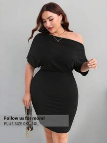 Firerie Plus Robe Moulante Unicolore À Col Asymétrique Manches Chauve-Souris