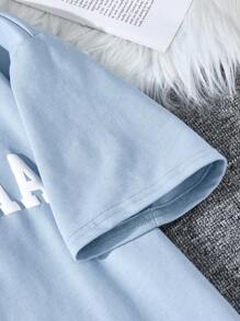 SHEIN 少女 2 件套灰色针织休闲宽松美式英语标语印花圆领短袖 T 恤和印花短裤，适合夏季街头运动 - 淺藍色 - 查看 4