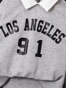 SHEIN 2pcs/Set Teen Girls' School Style Shirt Collar 2 In 1 English Graphic Long Sleeve Sweatshirt With Matching Pleated Mini Skirt, Featuring Contrasting Sleeve Ribbons And Bowknot Decor, Comfortable Knit Fabric, Youthful And Vibrant Look, Suitable For School Or Casual Wear Fall Winter