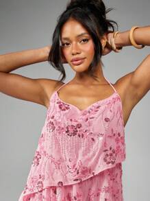 MISSGUIDED 缀饰多层迷你连衣裙，亮片花卉荷叶边露背设计，适合派对、婚礼、夏季节日等场合穿着 - 淺粉色 - 查看 4