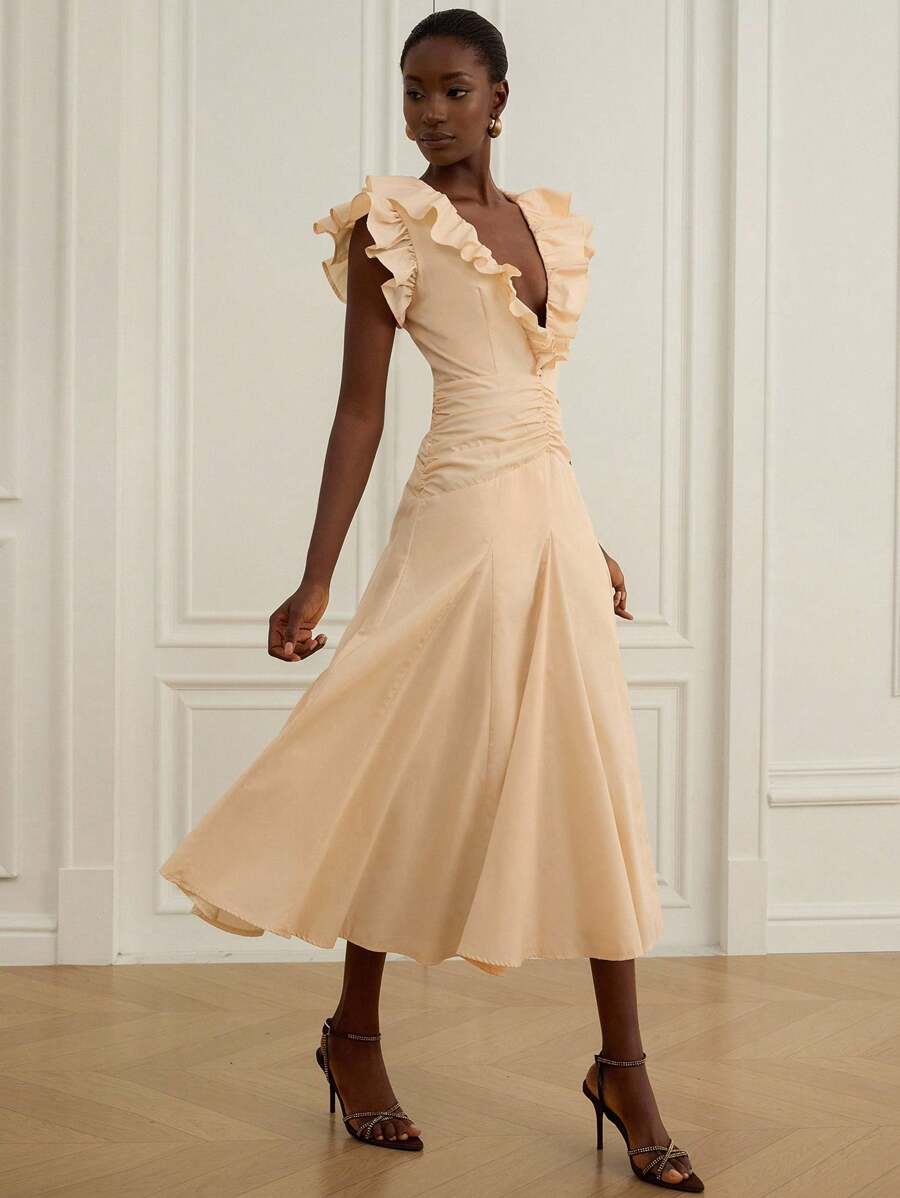 Aveloria Rosie V 领褶饰设计收腰无袖长连衣裙 - 米色 - 查看 1