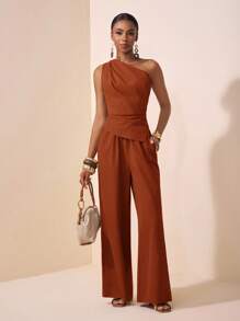 Zivah 2025夏季新款音乐节复活节母亲节婚礼生日派对日常出游基础百搭休闲网红爆款优雅通勤商务休闲一字肩百褶腰不对称下摆女上衣加直筒裤卡其色女两件套单肩连体裤棕色连体裤女铁锈棕色连体裤 - 紅木色 - 查看 4