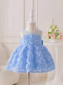 SHEIN Glamorique Kids 女婴粉色 3D 花卉连衣裙，薄纱，缎面面料，泡泡袖，大蝴蝶结装饰，珍珠点缀，适合婴儿婚礼、生日、表演 - 藍色 - 查看 3
