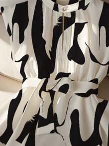 Franclia Black & White Pleated Stand Collar Belted Office Shirt