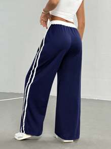 Pantaloni sportivi corti con stampa di lettere, stile casual e di strada adatto per ragazze teenager, ideale per uscite, fotografia di strada, scuola