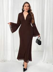 Firerie Damen Große Größen Maxi Kleid mit tiefem V-Ausschnitt, einfarbig braun, mit Rüschentrimm, enganliegend, weite Ärmel, Mesh-Material - Kaffeebraun - Übersicht 6