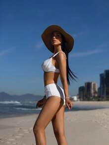 Carolina Barros Women's Vacation Solid Color Ruffle Sexy Bikini Set, For Summer Beach - White - View 4