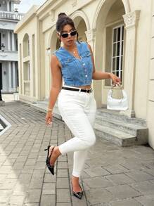 SHEIN EZwear Plus Size Women Casual Denim Vest With Flap Pockets, Cropped Style For Summer