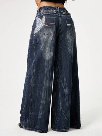 Fairycore Plus Size Vintage Washed Butterfly Embroidered Jeans