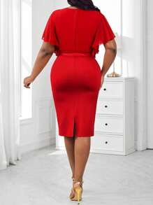 SHEIN Lady 2025 Plus Size Elegant Solid Color Fitted Dress, Summer Halloween Halloween Costumes Teacher Outfits For Women Business Casual Woman Office Outfits For Women Homecoming Dress Fall Clothes For Women Fall Clothes For Women Vacation Outfits Woman Beach Outfits For Woman Formal Dresses For Women Dresses For Women Elegant Birthday Dresses For Women Wedding Guest Dress Dresses For Women Party