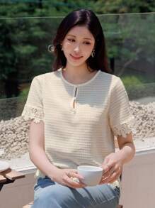 Dazy-Less Women Loose Casual Crocheted Lace Splicing Hollow-Out Design Elegant Short Sleeve Cover Up, Summer Resort Fashion - Beige - View 7