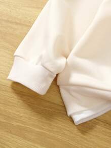 SHEIN Sweat-shirt-shirt col rond 2 en 1 pour jeunes garçons, assorti à un pantalon de sport coordonné. Style casual, tissu doux et confortable, convient pour le port extérieur et scolaire, idéal pour la rentrée scolaire en automne - Multicolore - Voir 5