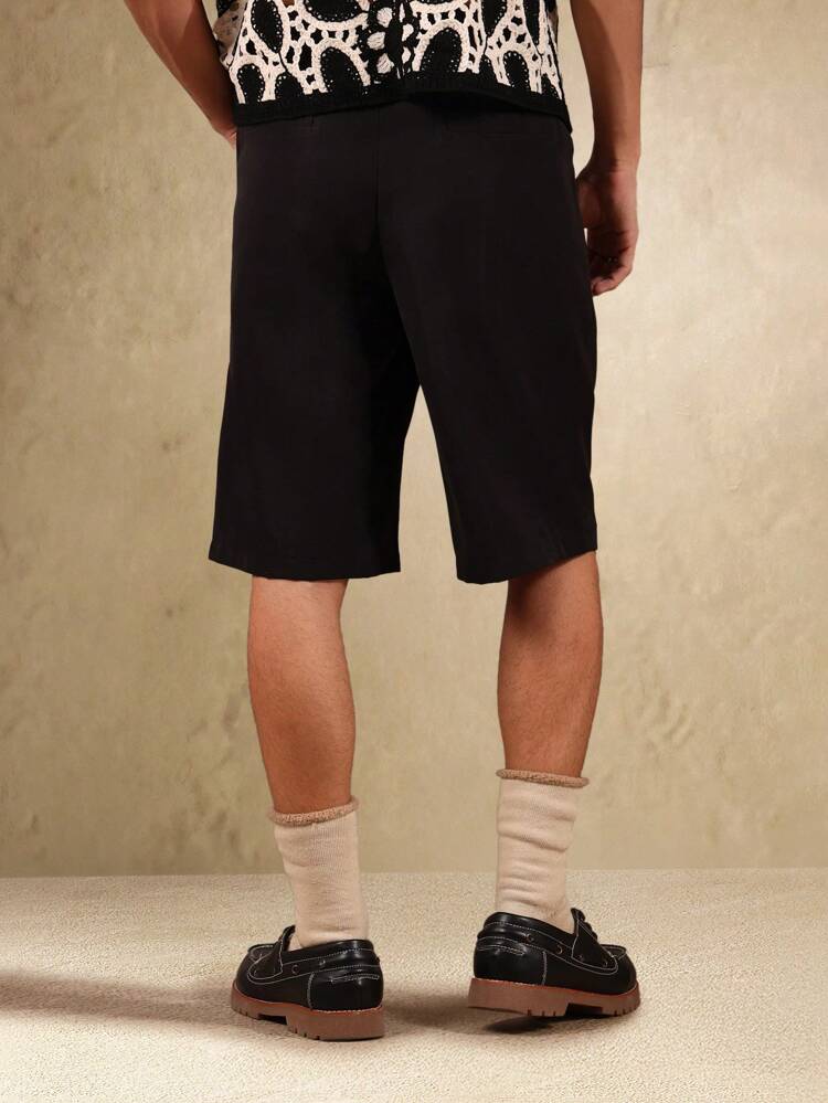 Tailored Pleated Front Bermuda Knee Length Wide Fit Men Shorts