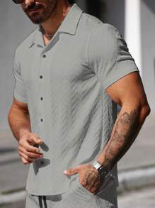 Manfinity Homme Men's Casual Solid Color Textured Short Sleeve Shirt, Summer