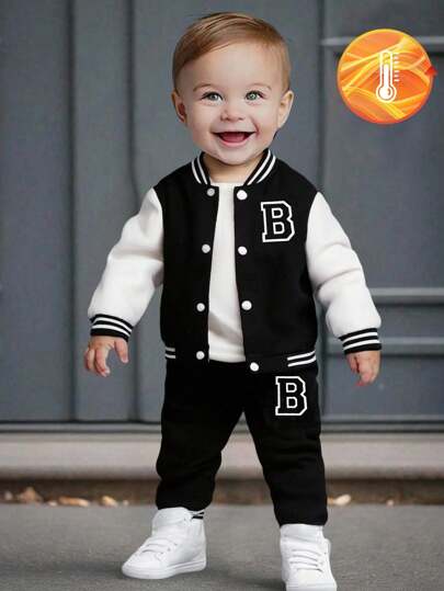 SHEIN Playful Pals 1 套婴儿男童拉链飞行员夹克和字母印花裤，温暖舒适的服装，适合秋季、春季和冬季穿着。这套衣服不仅适合户外活动，也适合居家穿着。毛绒面料设计让婴儿保持温暖。这款多功能耐用的套装适合男婴日常生活中的各种场合，让他们在秋季、春季和冬季保持时尚和舒适。