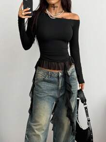 Coolane 女款秋季演唱会街头风 Y2K 度假风 Gyaru 休闲弹力不对称领口网眼拼布荷叶边下摆 T 恤 - 黑色 - 查看 2