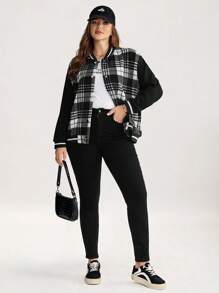 Comfylo Chaqueta de béisbol casual con estampado a cuadros de talla grande para mujer, atuendos de maestro, ropa de mujer para otoño, ropa casual de negocios para oficina, chaqueta universitaria a cuadros para mujer, chaqueta universitaria a cuadros en blanco y negro para mujer, ropa de otoño para mujer, ropa de invierno para mujer, abrigo de bienvenida, abrigo de alta calidad, chaqueta ligera con cremallera, chaqueta de otoño, abrigo con cremallera para mujer, disfraz de Halloween para mujer