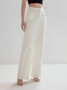 MOTF PREMIUM 女式定位蕾丝边仿珍珠优雅休闲白色牛仔裤