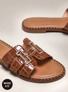 SHUZIA Sandal Selop Terbuka dengan Ujung Terbuka dan Hiasan Emas - Coklat - View 4